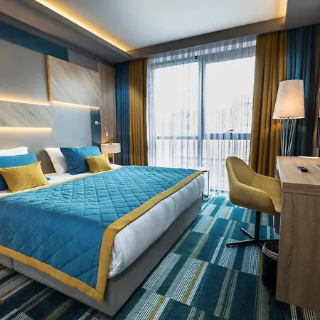 Otel Izz 4*